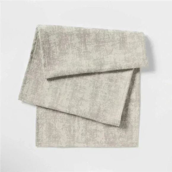 NWT THRESHOLD JAGUAR TABLE RUNNER - Picture 2 of 5